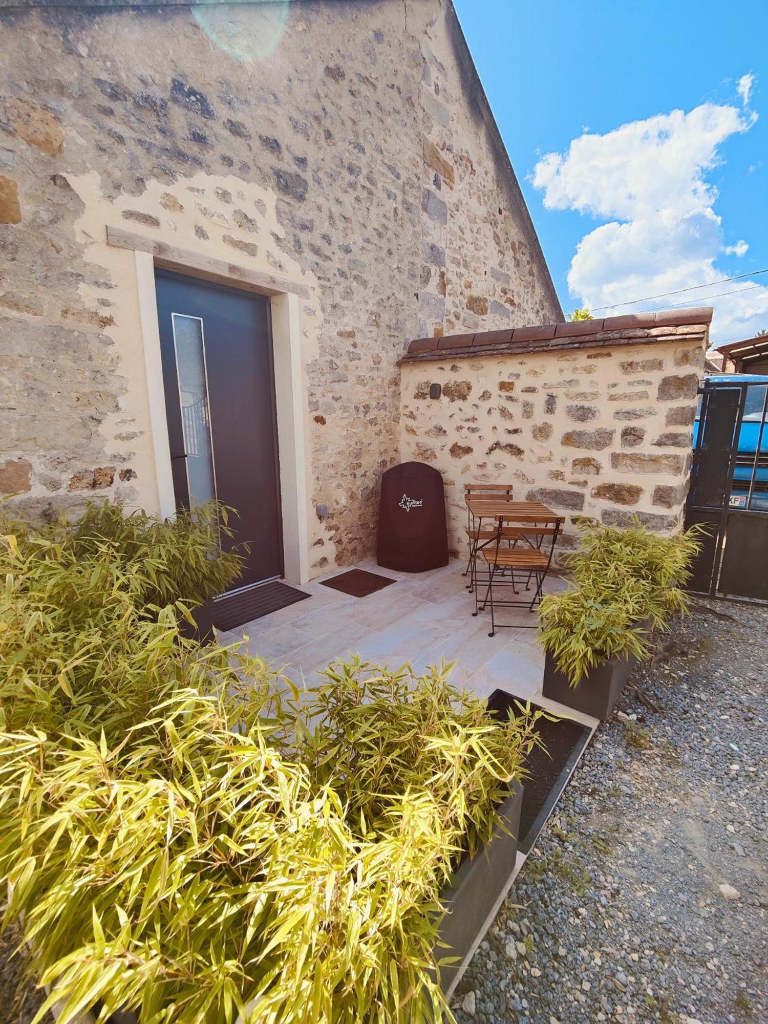 Maisonette Proche De Fontainebleau Ville-Saint-Jacques Exterior photo